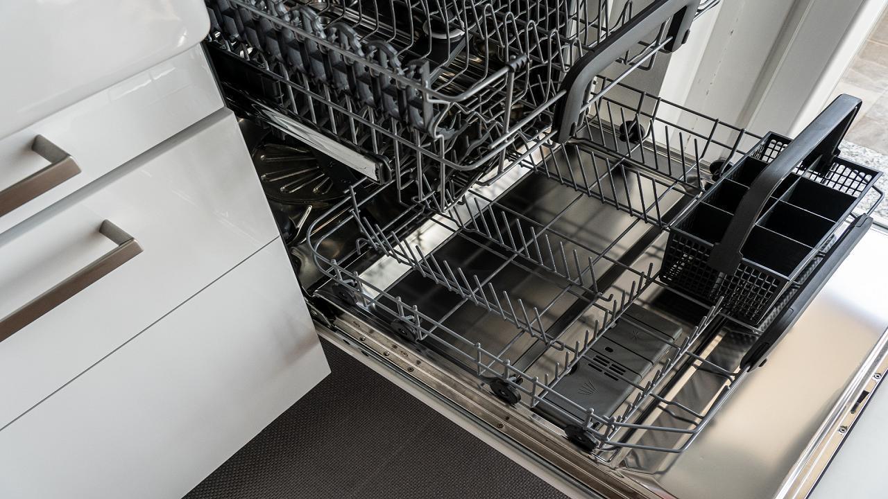 Using just one dishwasher pod leaves sediment